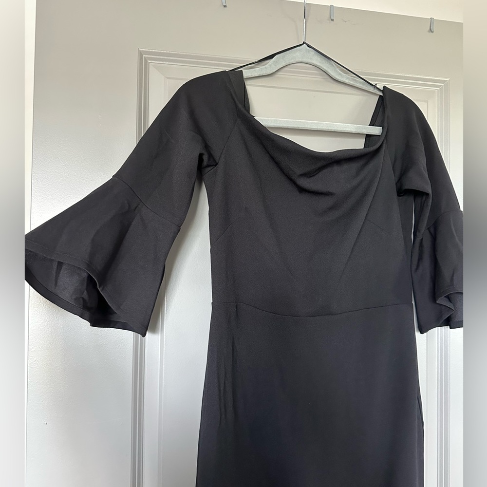 H&M Off Shoulder Bell Sleeves Black Dress - Picture 5 of 8